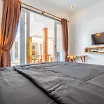 Lumturi House - Centrally Located